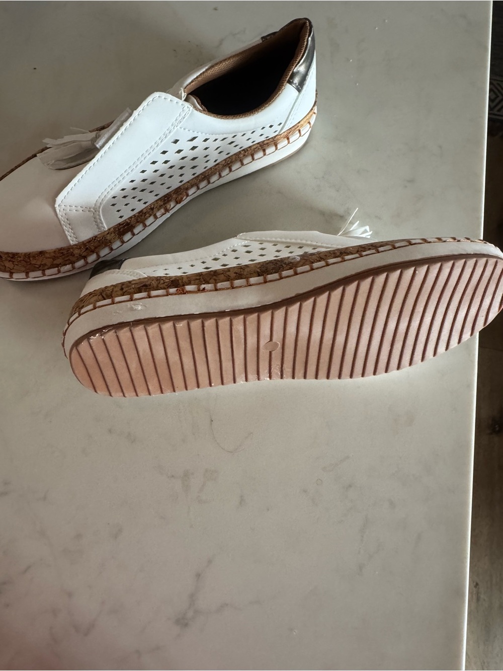 White leather( pleather) and Cork casual slip on shoe espadrille style - Picture 2 of 4